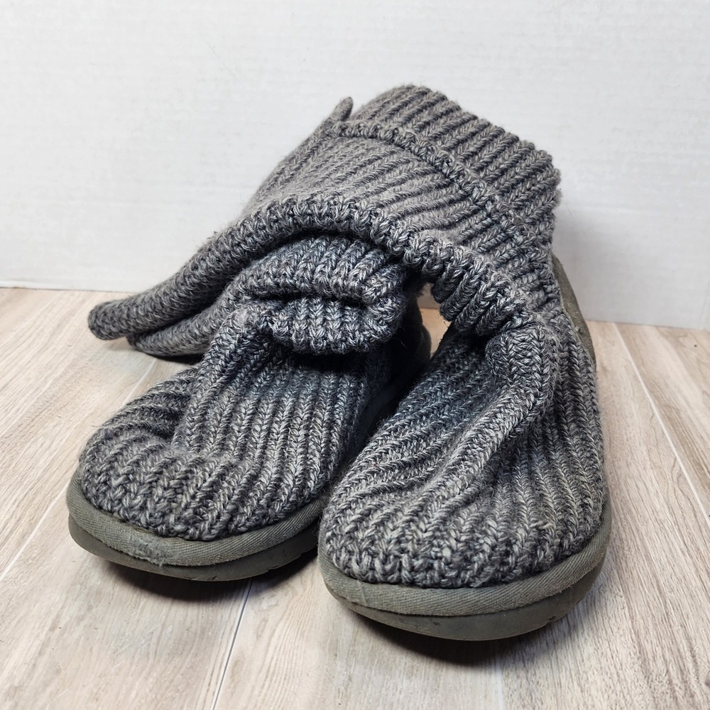 UGG Classic Cardy Gray Button-Up Sheepskin Sweater Boots #5819 size 6 - Picture 15 of 16